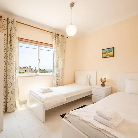 Guestready - Floral * Ericeira